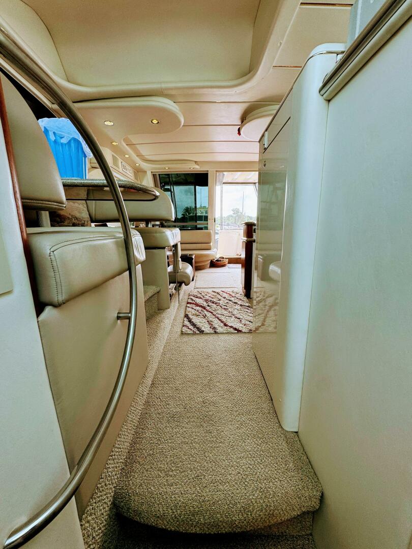 Slide: The Image of Maxum 4100 Sport Cruiser Bridge 1999 - 5556376