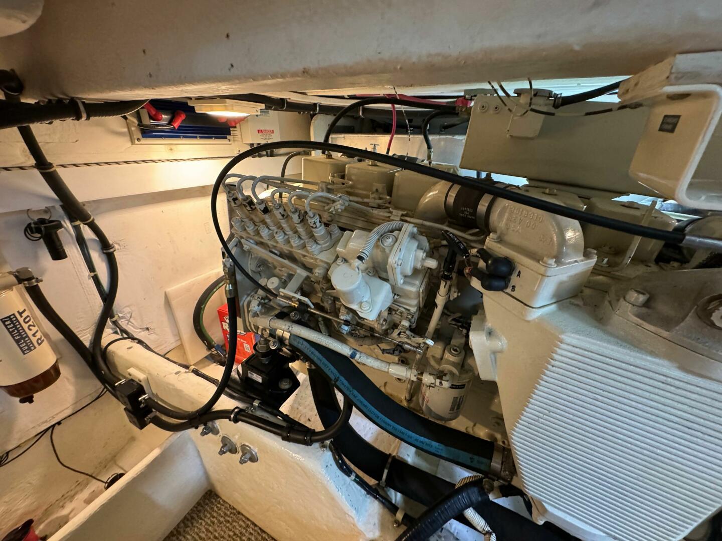 Slide: The Image of Maxum 4100 Sport Cruiser Bridge 1999 - 5556425