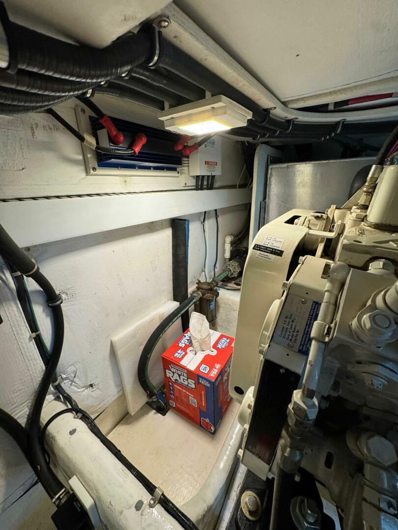 Slide: The Image of Maxum 4100 Sport Cruiser Bridge 1999 - 5556429