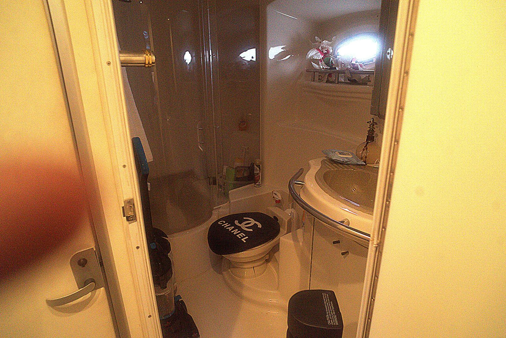 Slide: The Image of Maxum 4600 SCB 1998 - 5444000