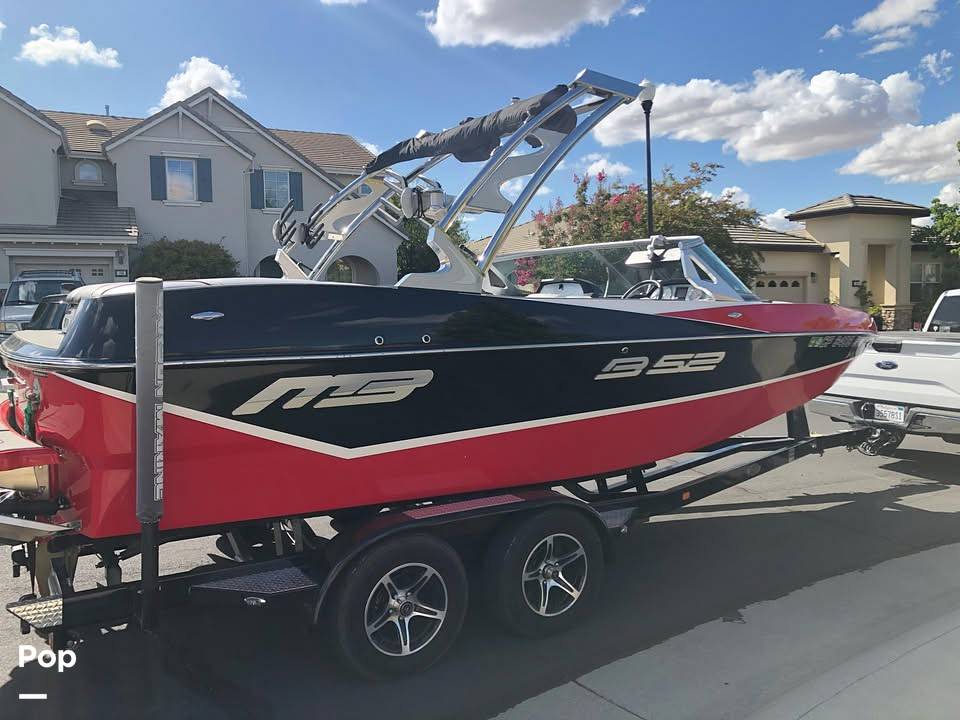 Slide: The Image of MB Sports B52 21 2016 - 15852753