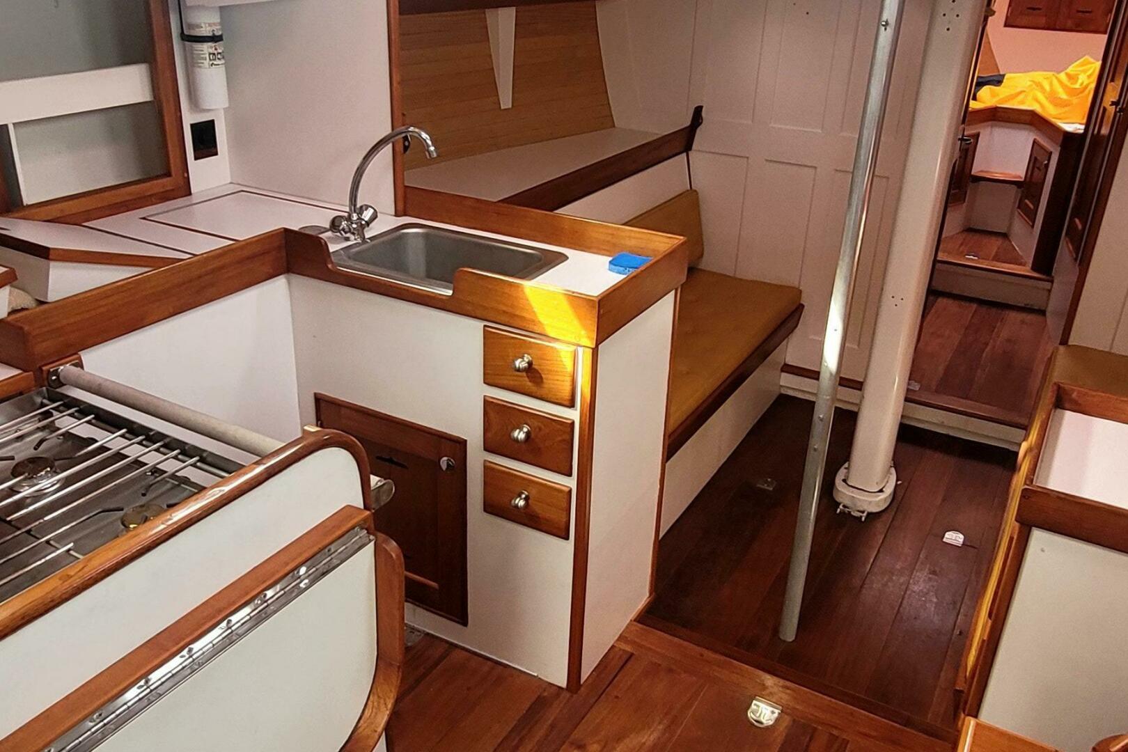 Slide: The Image of McCurdy & Rhodes Custom Sloop 1971 - 5144364