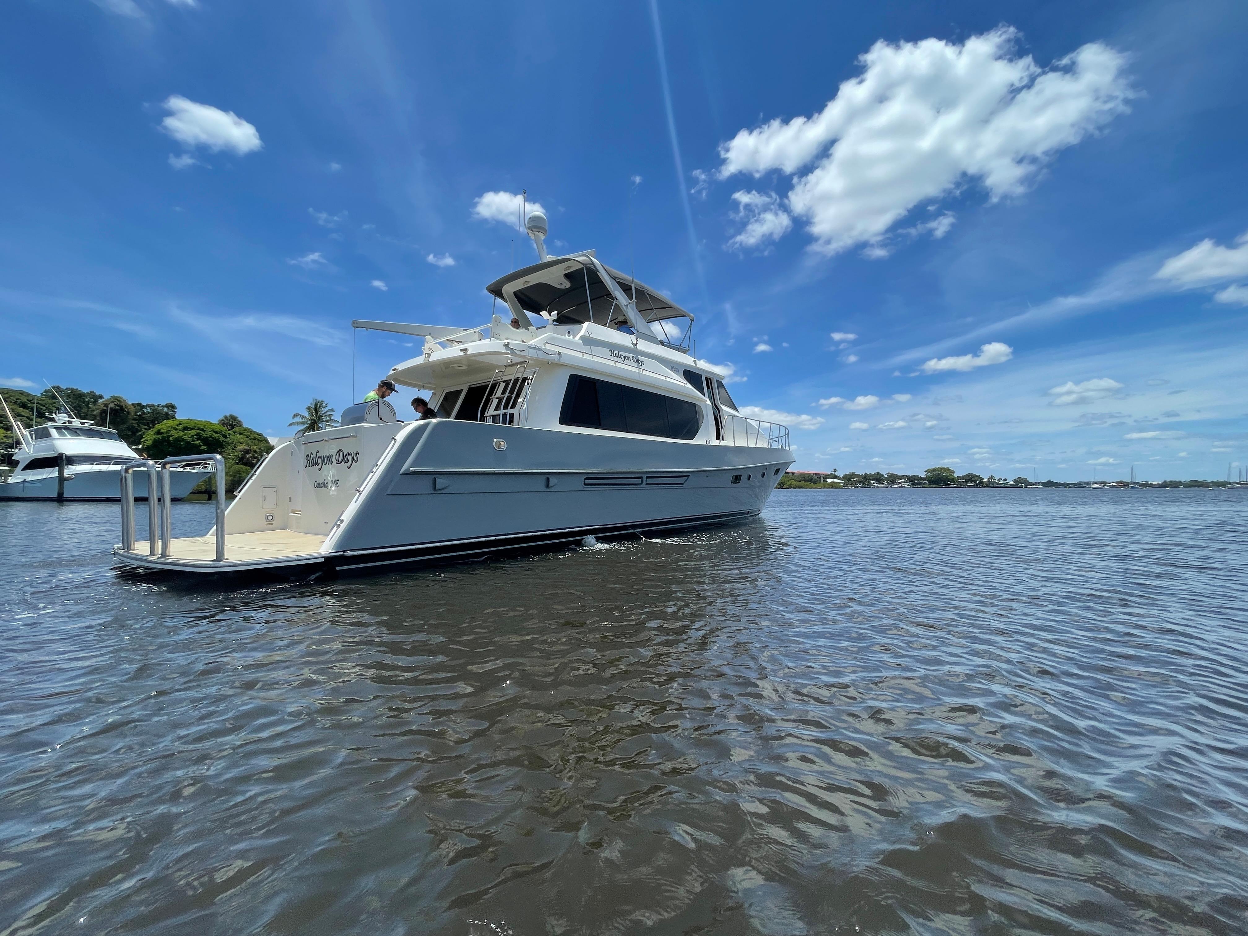 Slide: The Image of McKinna 57 Pilothouse 1999 - 6