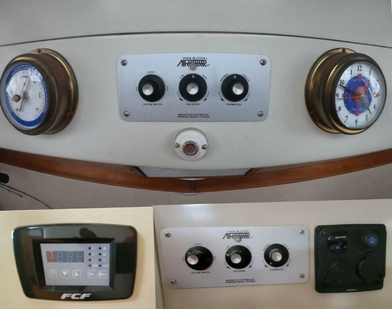 Slide: The Image of Mediterranean 38 Convertible 1989 - 4969342