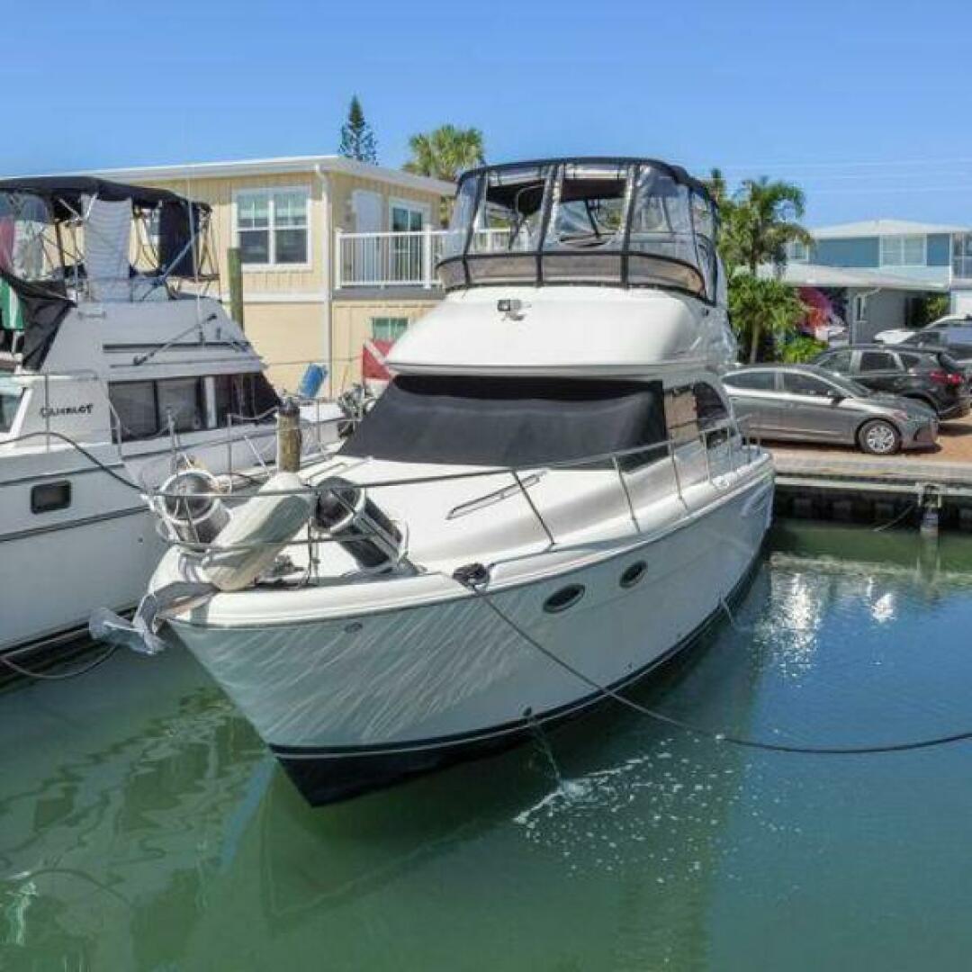 Slide: The Image of Meridian 341 Sedan 2004 - 5345020