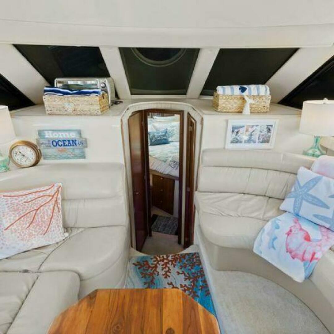 Slide: The Image of Meridian 341 Sedan 2004 - 5345027