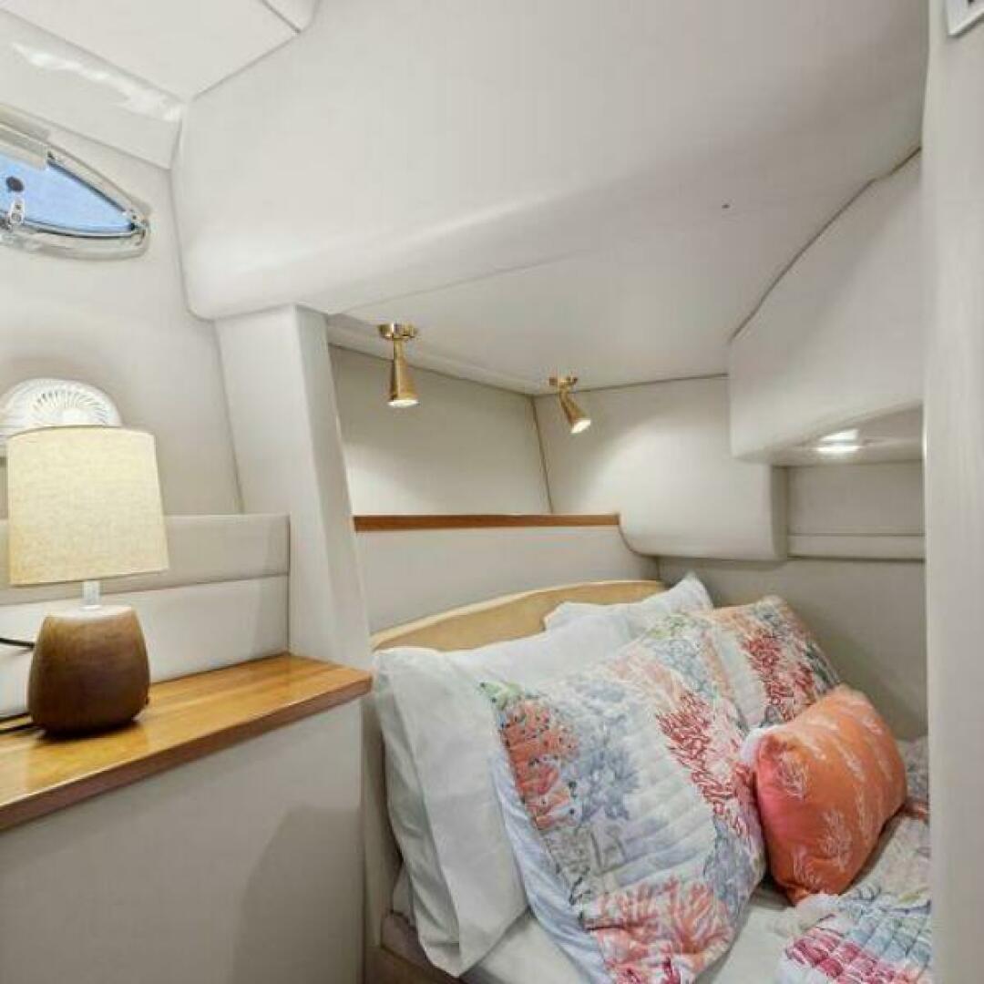 Slide: The Image of Meridian 341 Sedan 2004 - 5345045