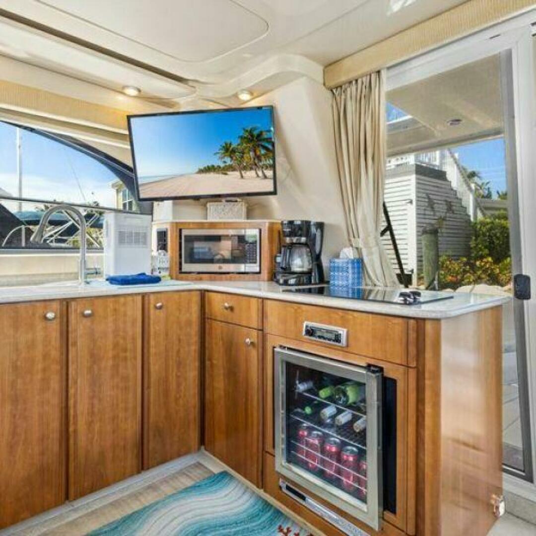 Slide: The Image of Meridian 341 Sedan 2004 - 5345047