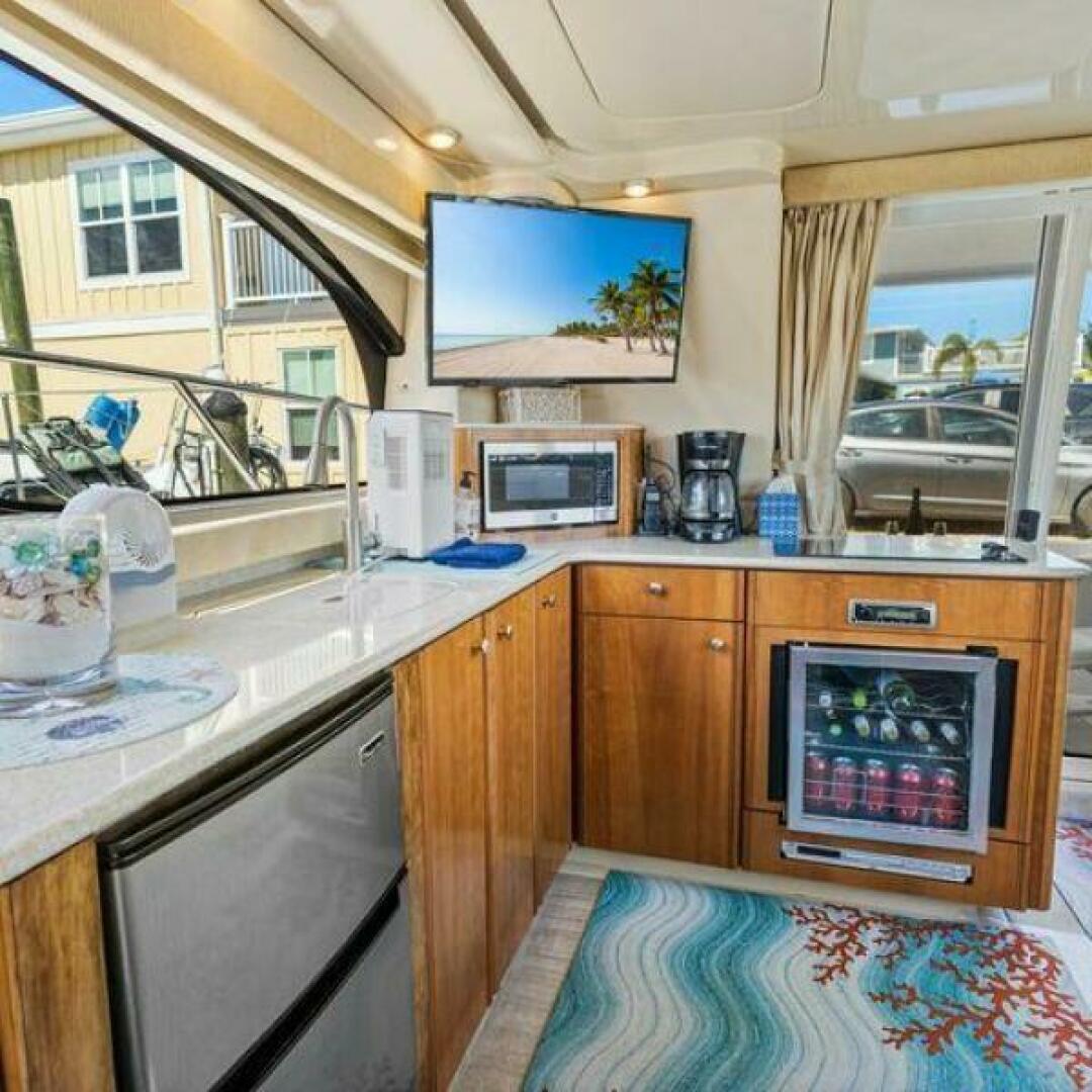 Slide: The Image of Meridian 341 Sedan 2004 - 5345060