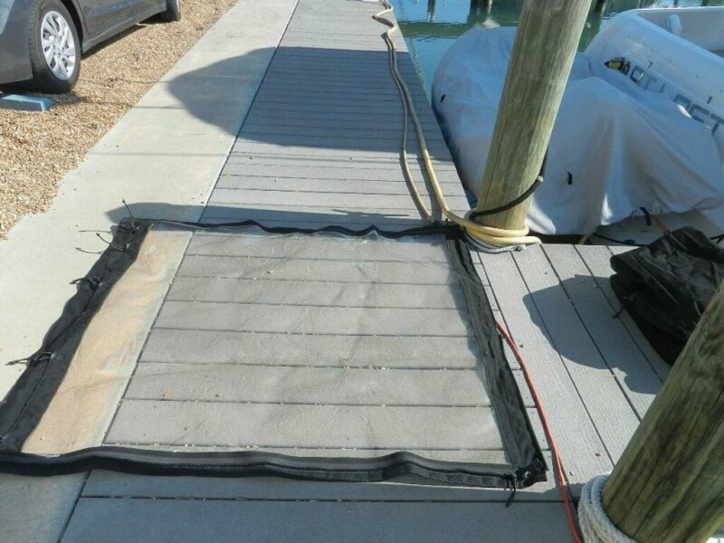 Slide: The Image of Meridian 341 Sedan 2004 - 5345082