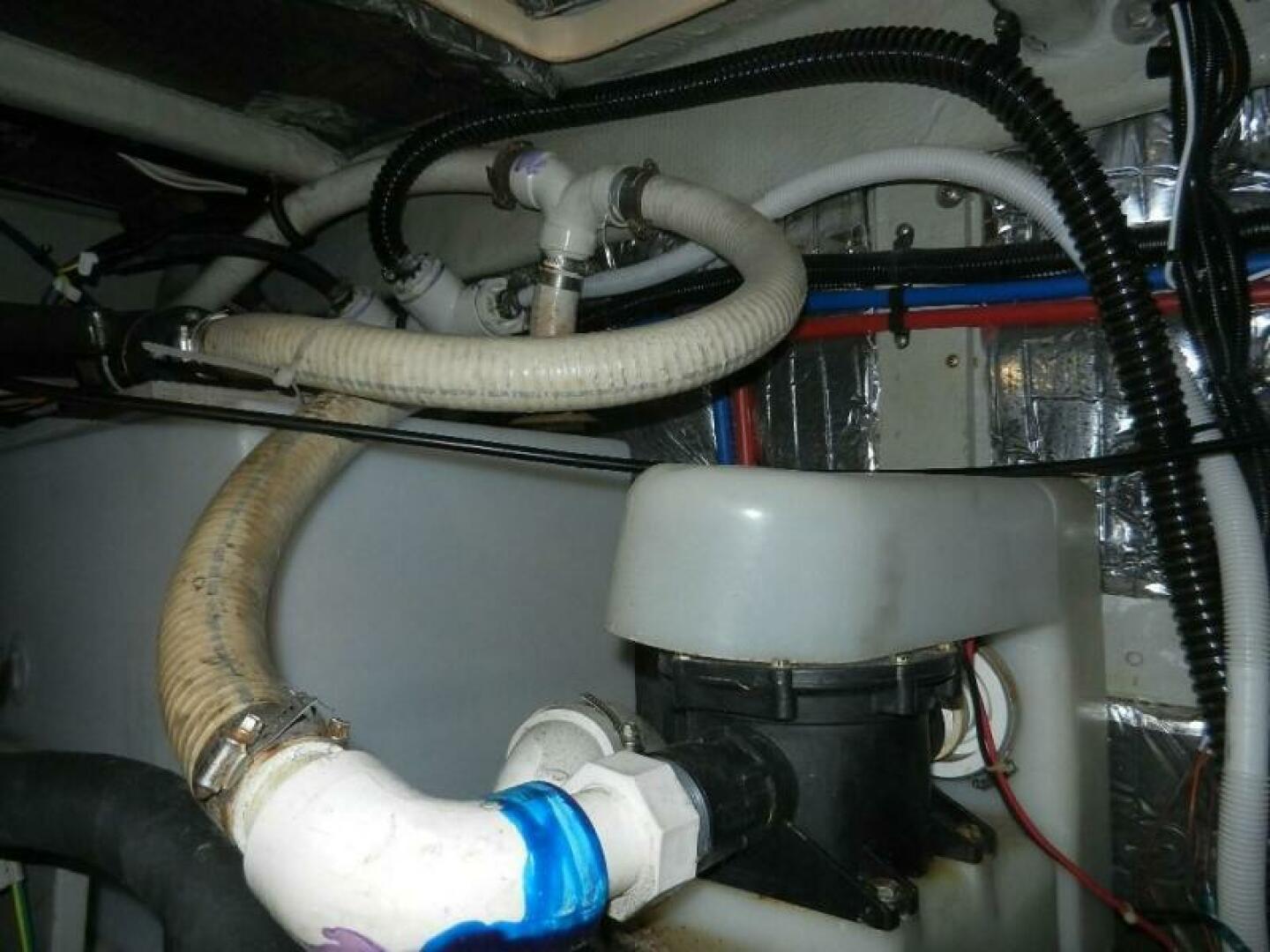 Slide: The Image of Meridian 341 Sedan 2004 - 5345090