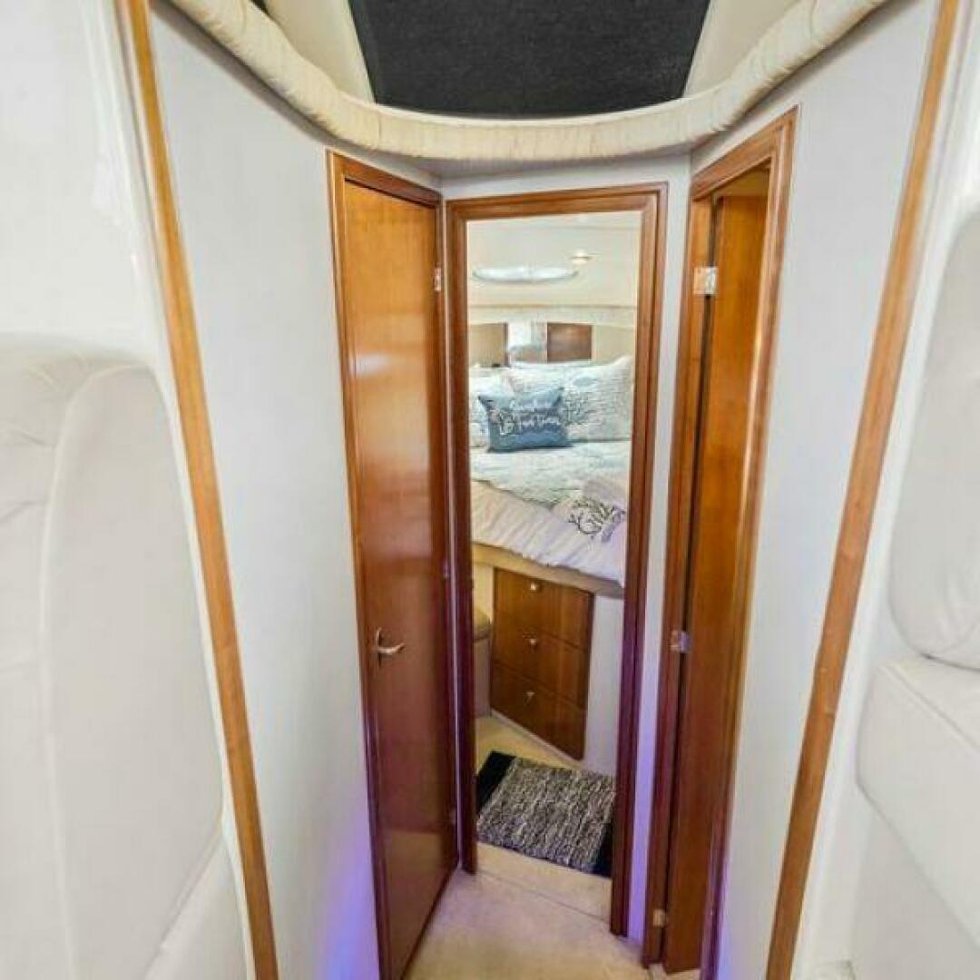 Slide: The Image of Meridian 341 Sedan 2004 - 5345104