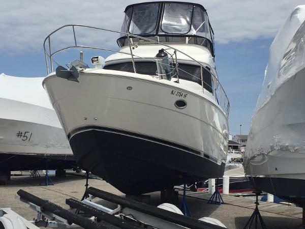 Slide: The Image of Meridian 341 Sedan 2013 - 1
