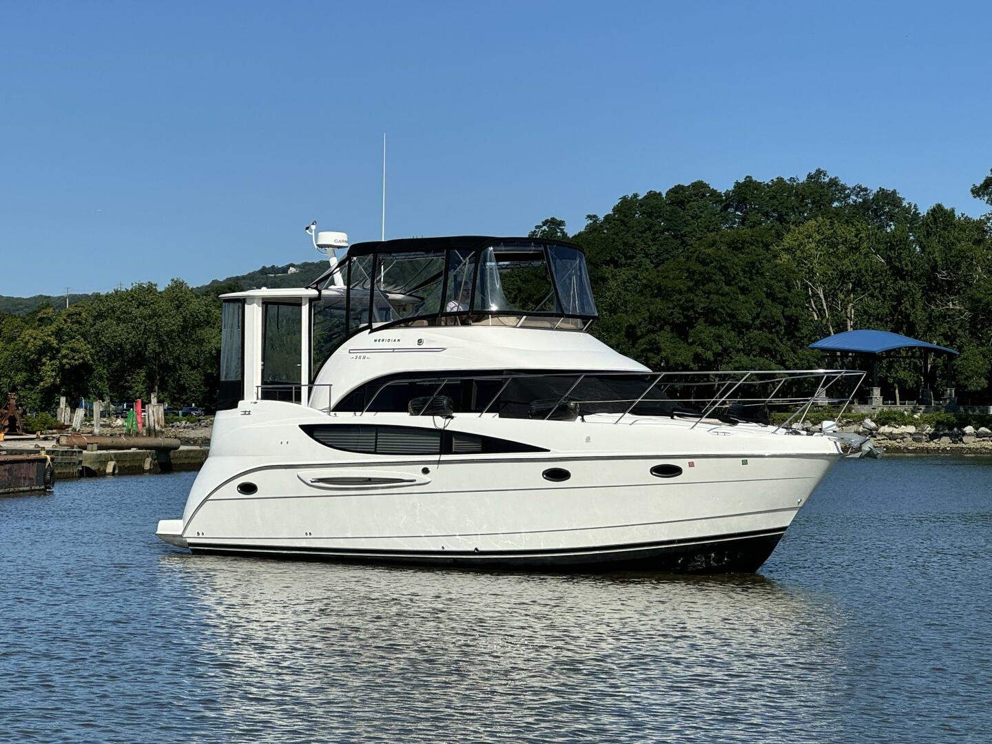 Slide: The Image of Meridian 368 Motor Yacht 2006 - 4548705
