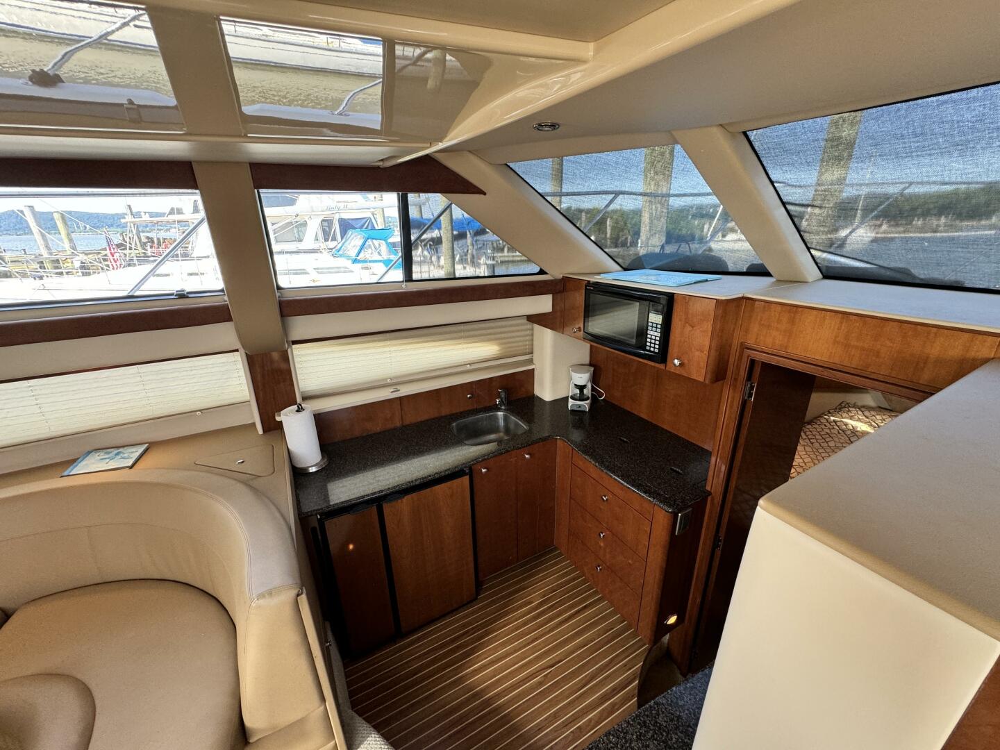 Slide: The Image of Meridian 368 Motor Yacht 2006 - 4548727