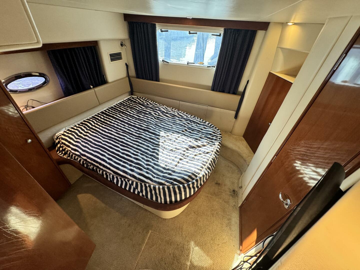 Slide: The Image of Meridian 368 Motor Yacht 2006 - 4548730