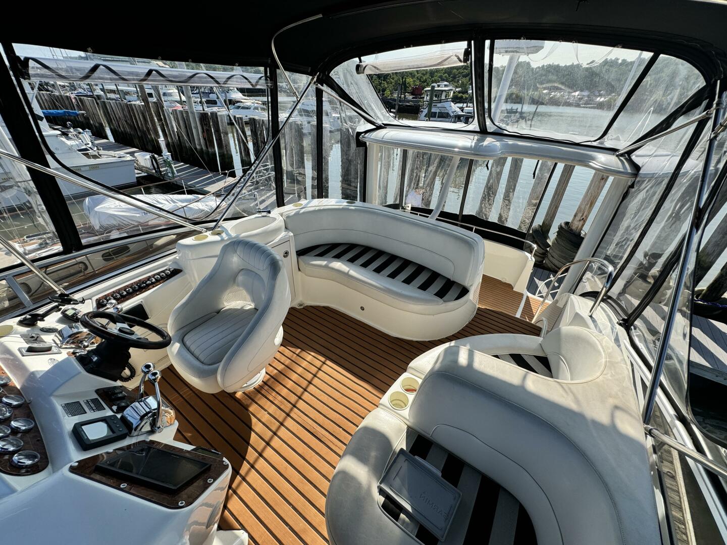 Slide: The Image of Meridian 368 Motor Yacht 2006 - 4548713