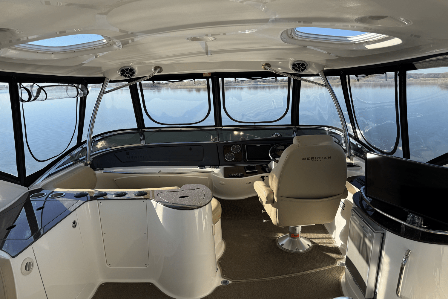 Slide: The Image of Meridian 441 2016 - 18