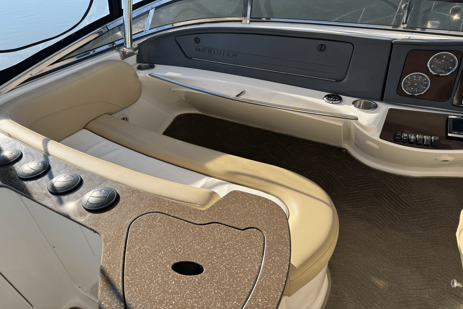 Slide: The Image of Meridian 441 2016 - 21