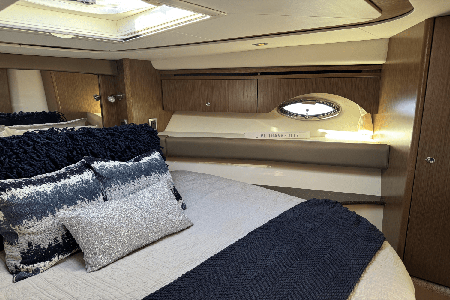 Slide: The Image of Meridian 441 2016 - 57