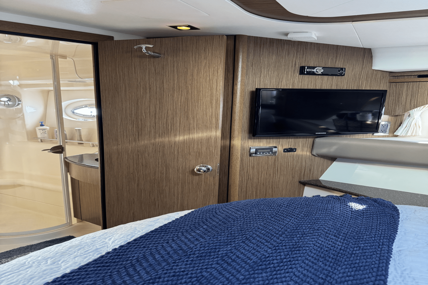 Slide: The Image of Meridian 441 2016 - 60