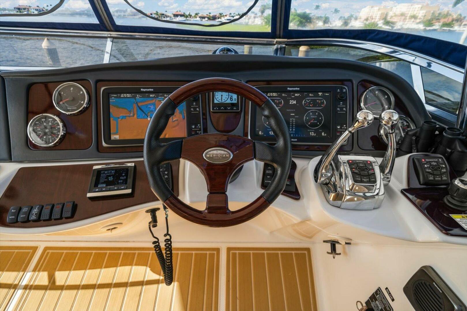 Slide: The Image of Meridian 441 Sedan 2015 - 5495911