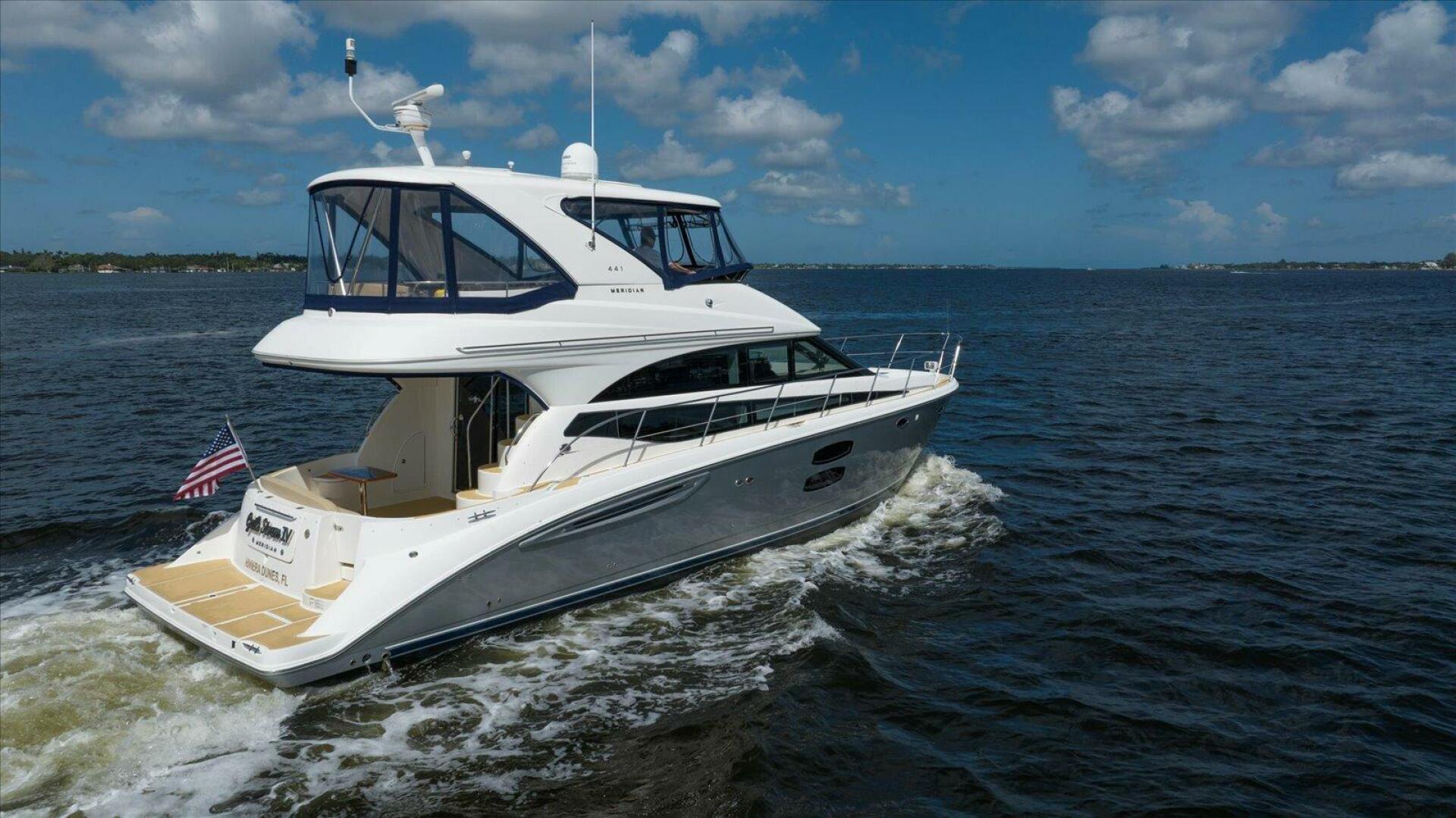 Slide: The Image of Meridian 441 Sedan 2015 - 5496009