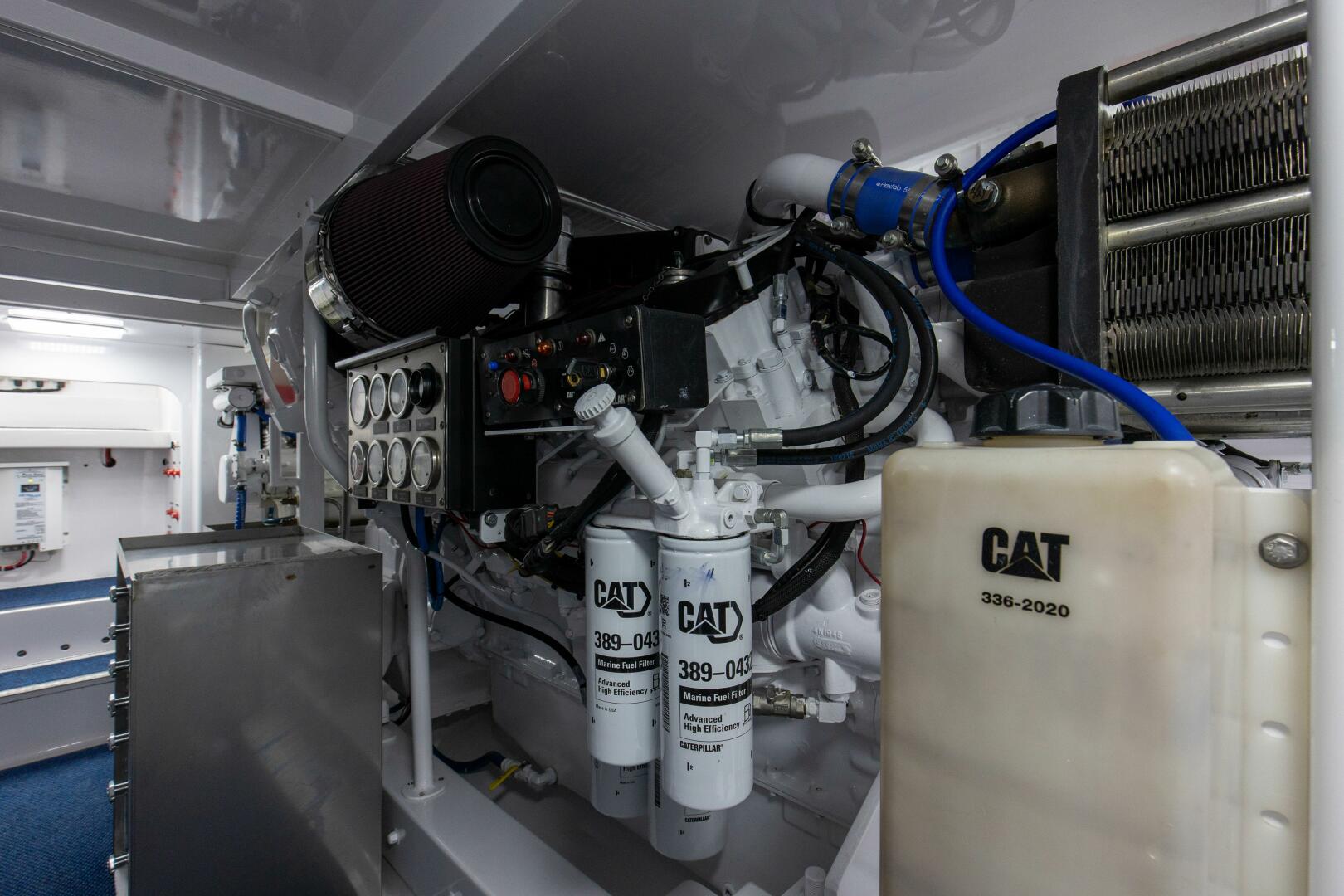 Slide: The Image of 1988 Merritt 62- LAY DAYS- Engine Room - 4272791