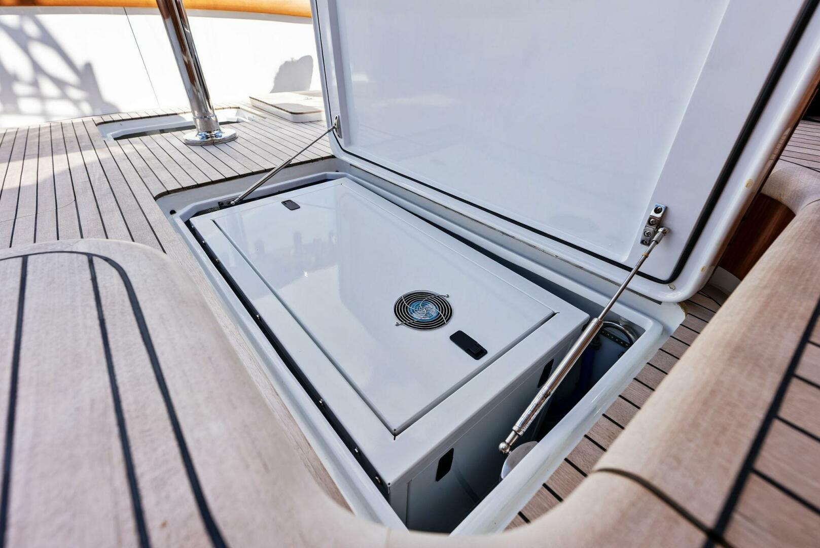 Slide: The Image of Merritt Sportfisherman 1977 - 5569128