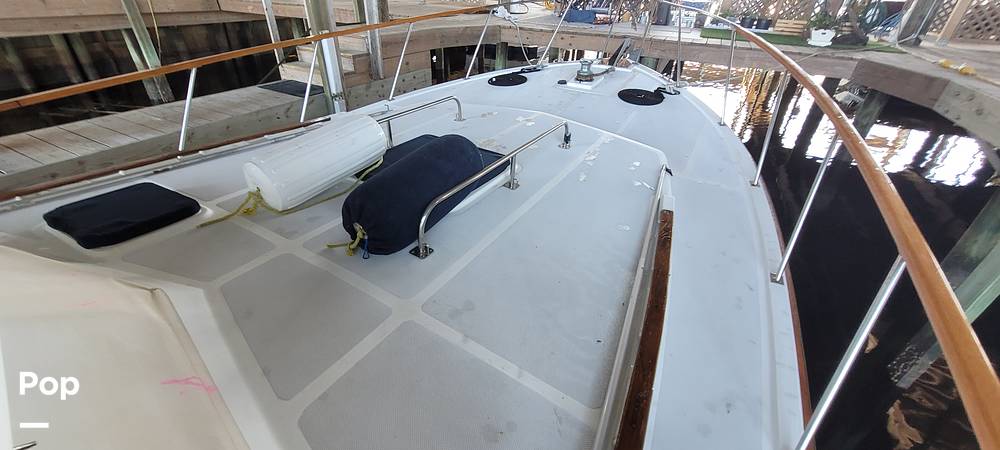 Slide: The Image of Front Deck - 13811611
