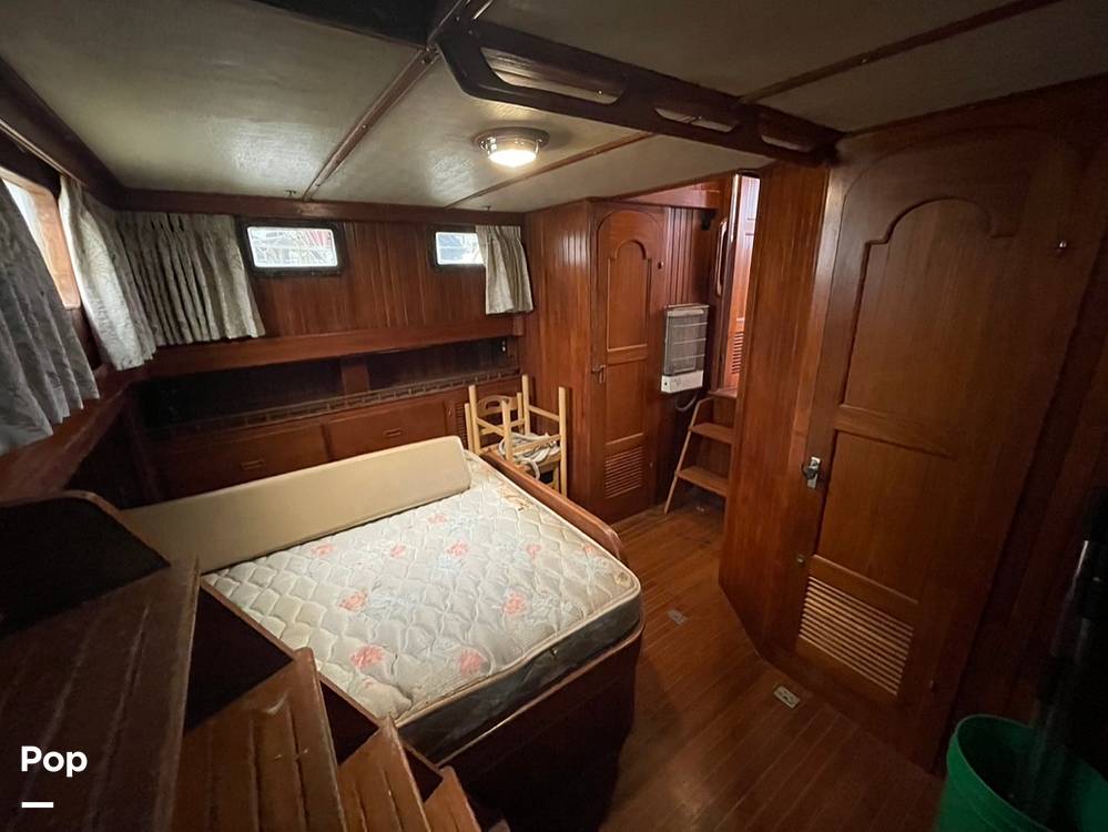 Slide: The Image of Miracle Marine 43 Trawler 1981 - 14957028
