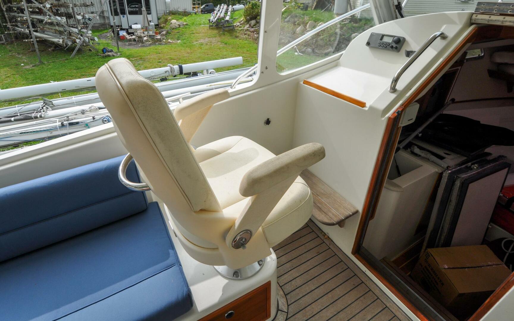 Slide: The Image of MJM 29z Downeast   Stepping Out   Offered For Sale084 - 29