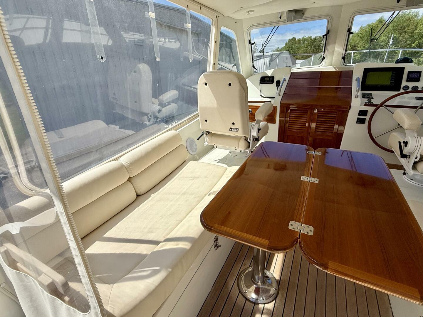 Slide: The Image of MJM 34z Downeast 2005 - 5343373