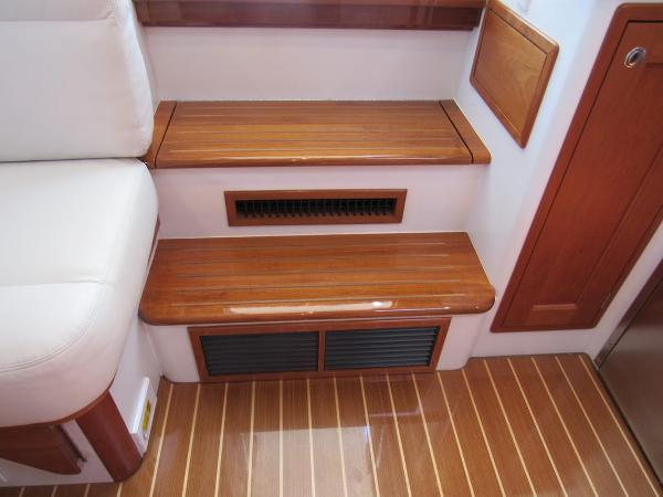 Slide: The Image of Awlgrip on Cabin Sole - 21