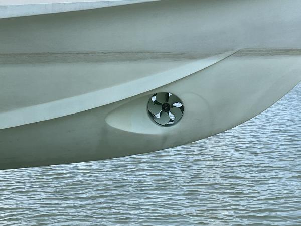 Slide: The Image of Bow Thruster - 44