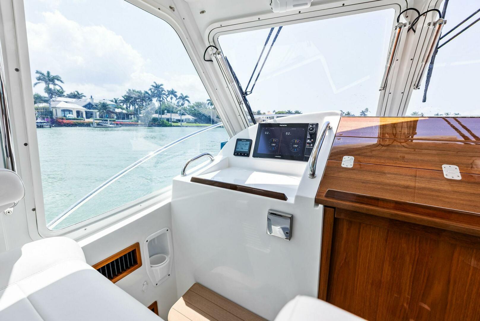 Slide: The Image of 2022 MJM 53Z Galati Yacht Sales Trade - 5230026