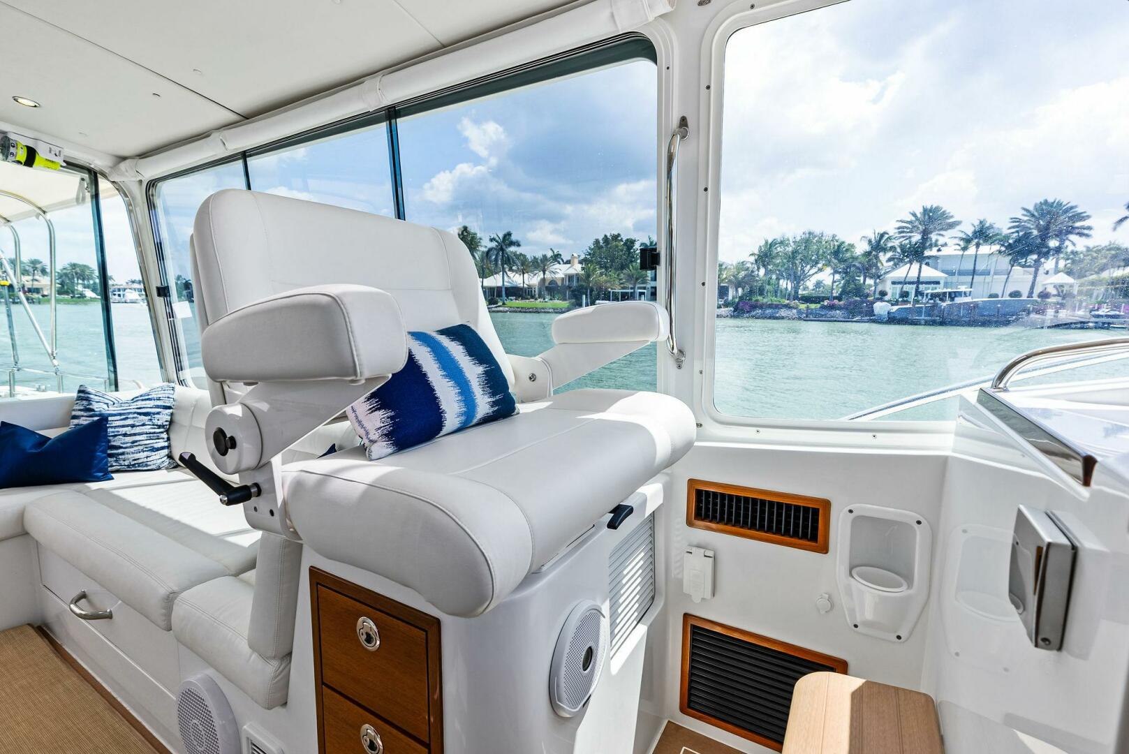 Slide: The Image of 2022 MJM 53Z Galati Yacht Sales Trade - 5230028