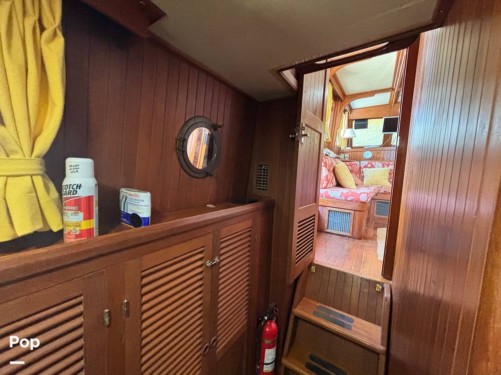 Slide: The Image of Monk 36 Trawler 1984 - 15460453