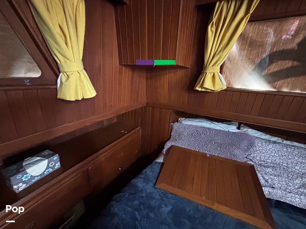 Slide: The Image of Monk 36 Trawler 1984 - 15460461