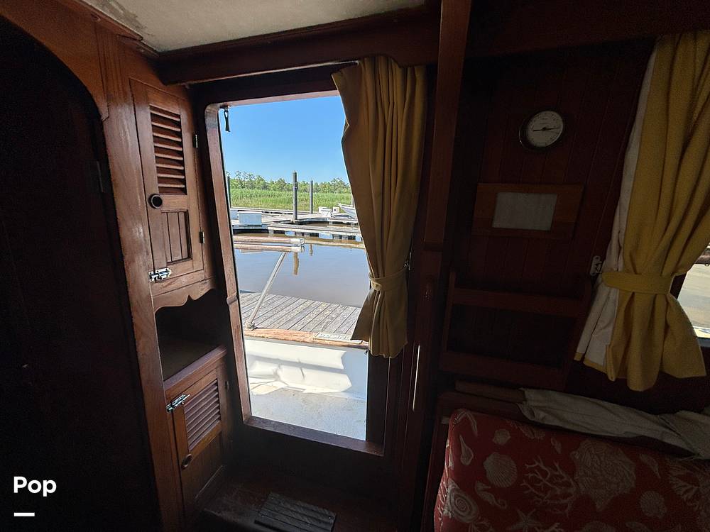 Slide: The Image of Monk 36 Trawler 1984 - 15460471