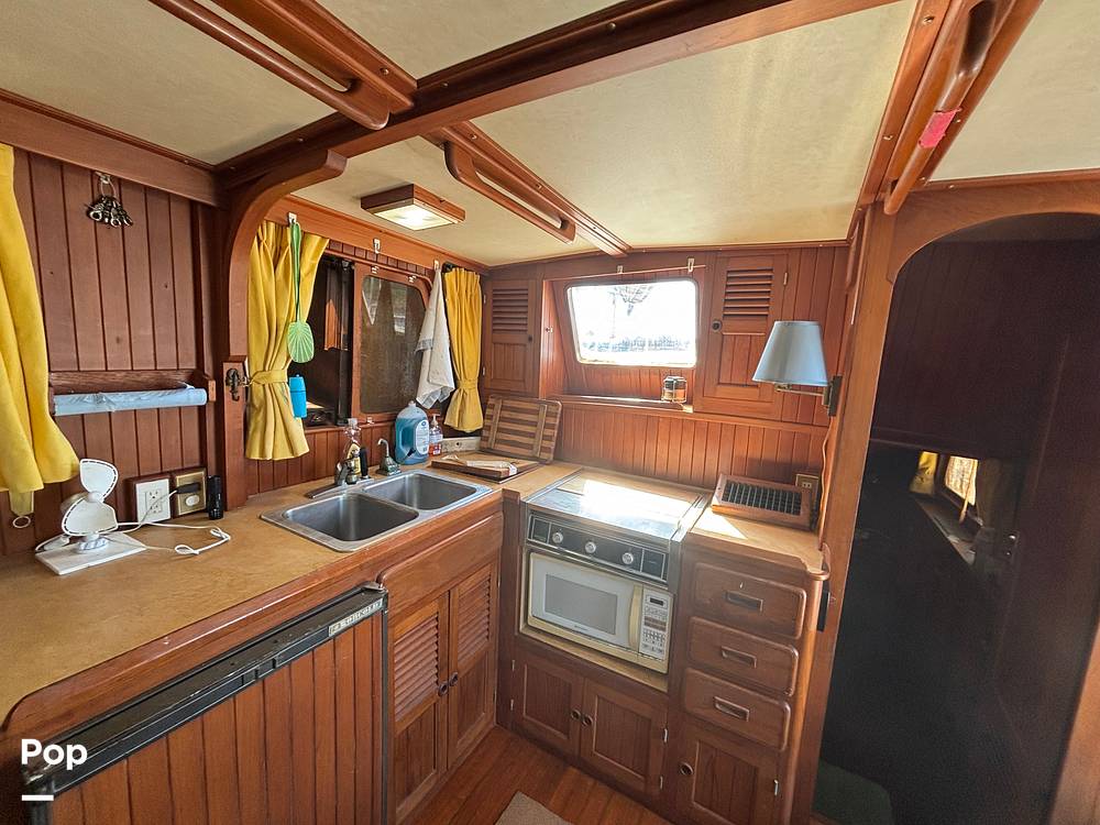 Slide: The Image of Monk 36 Trawler 1984 - 15460484
