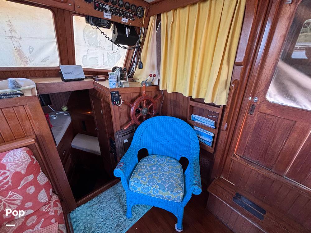 Slide: The Image of Monk 36 Trawler 1984 - 15460503