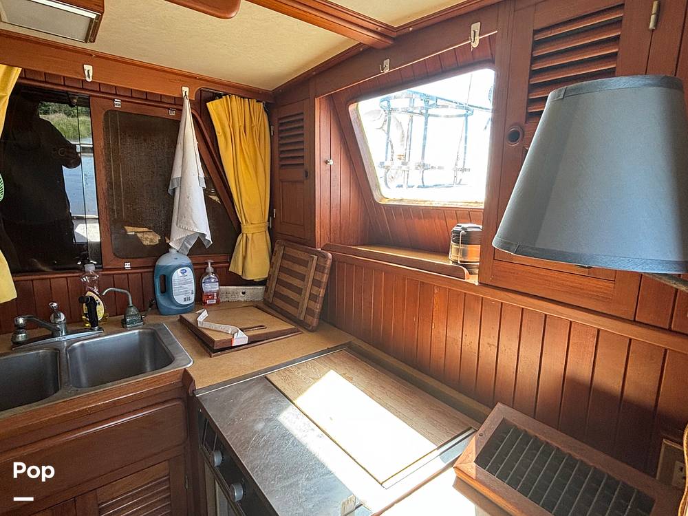 Slide: The Image of Monk 36 Trawler 1984 - 15460506