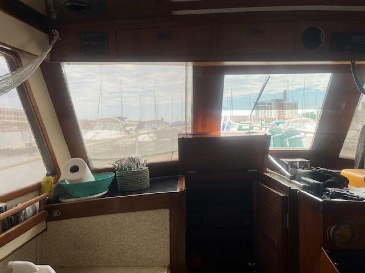 Slide: The Image of Monk 40 Trawler 1982 - 5191342