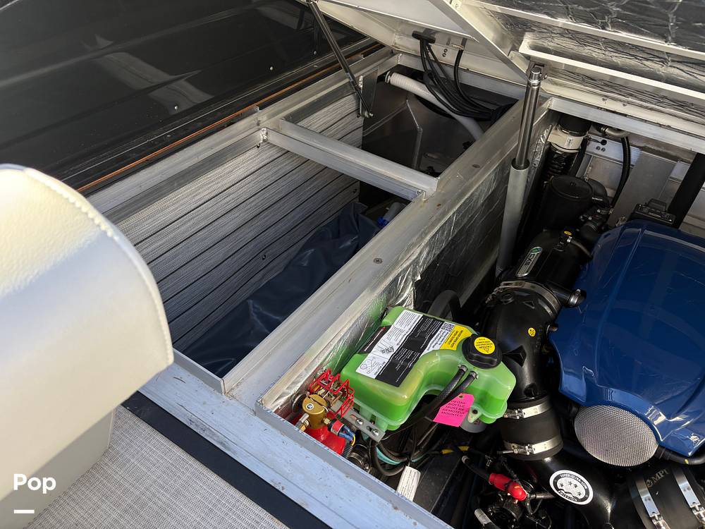 Slide: The Image of Compartment Storage - 15202525