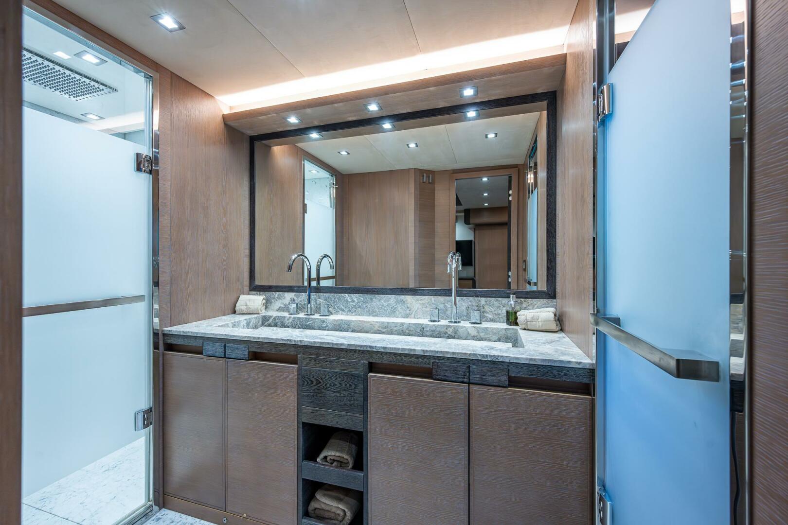 Slide: The Image of Monte Carlo Yachts 80 2017 - 4359006