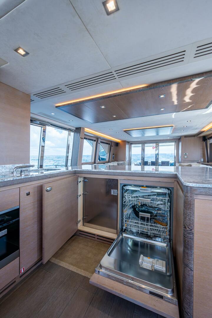 Slide: The Image of Monte Carlo Yachts 80 2017 - 4359064