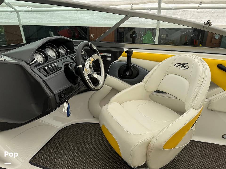 Slide: The Image of Monterey 204 FS 2015 - 15495488