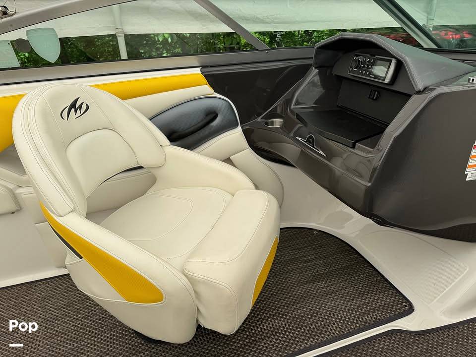 Slide: The Image of Monterey 204 FS 2015 - 15495489