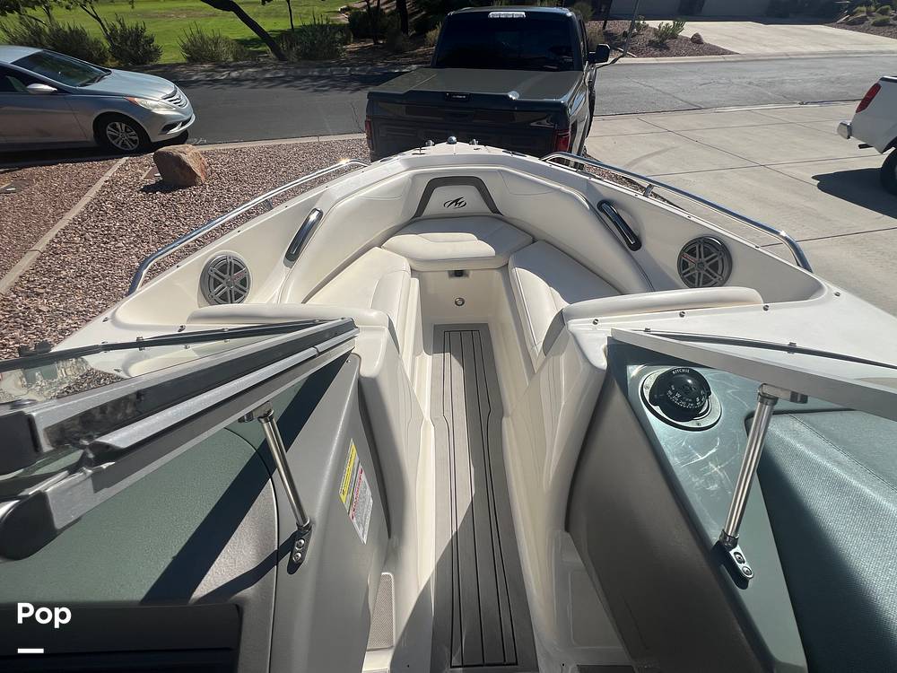 Slide: The Image of Walk-through Windshield - 18